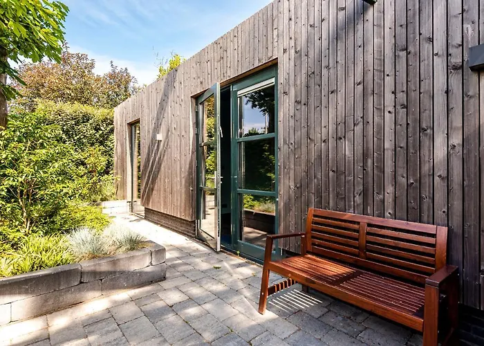 Zandvoort Lodge 잔드보르트