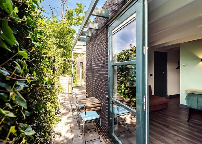 Zandvoort Lodge Apartman *